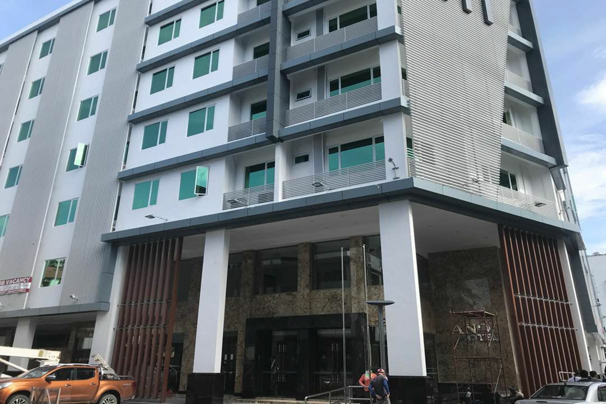 Ano Hotel Miri Bagian luar foto